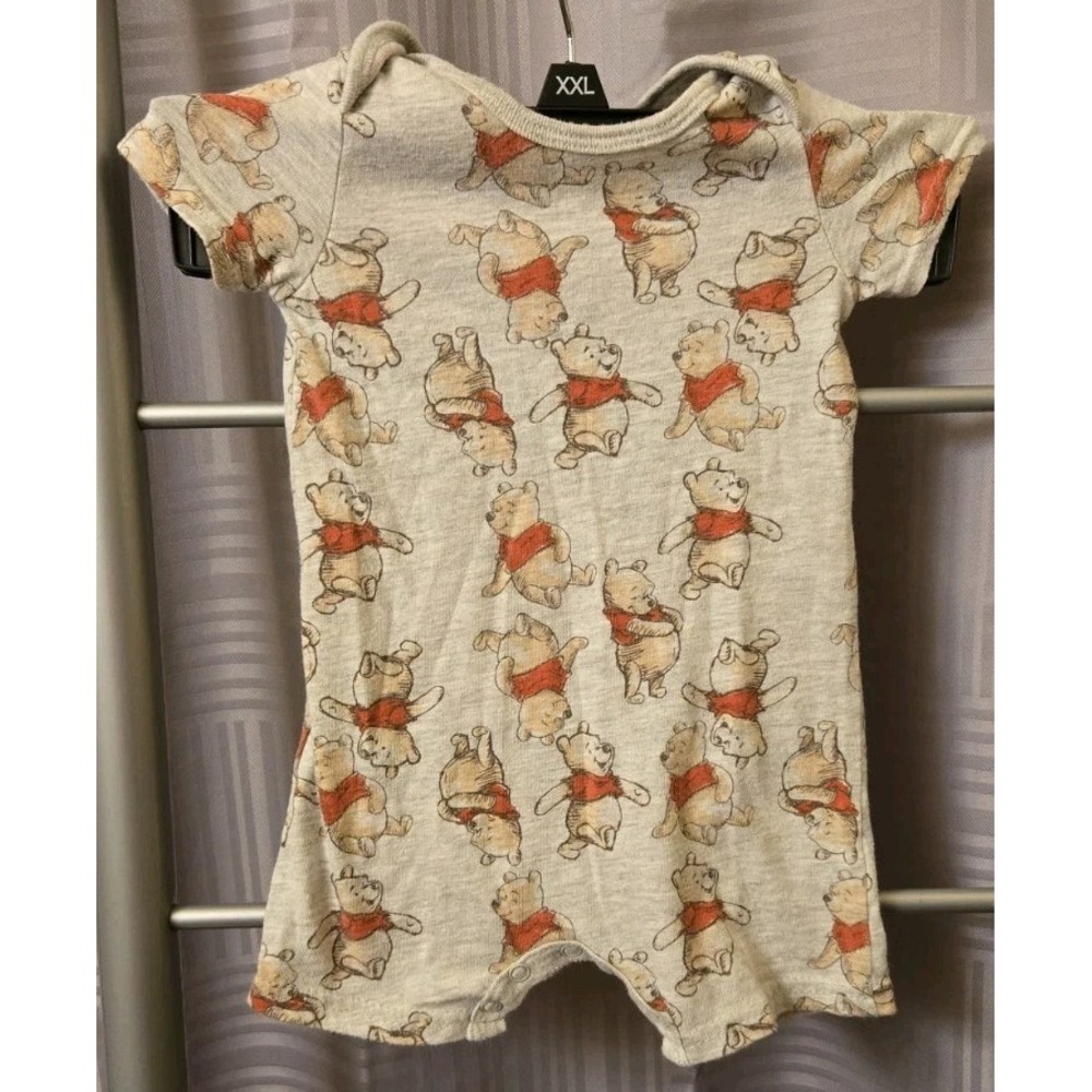 Lot of 2 Bodysuits 0-3 Months Disney Wonnie-the-Pooh & Unbranded Baseball